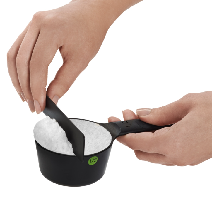 Ensemble de tasses à mesurer avec grattoir Oxo SKU 11121701G