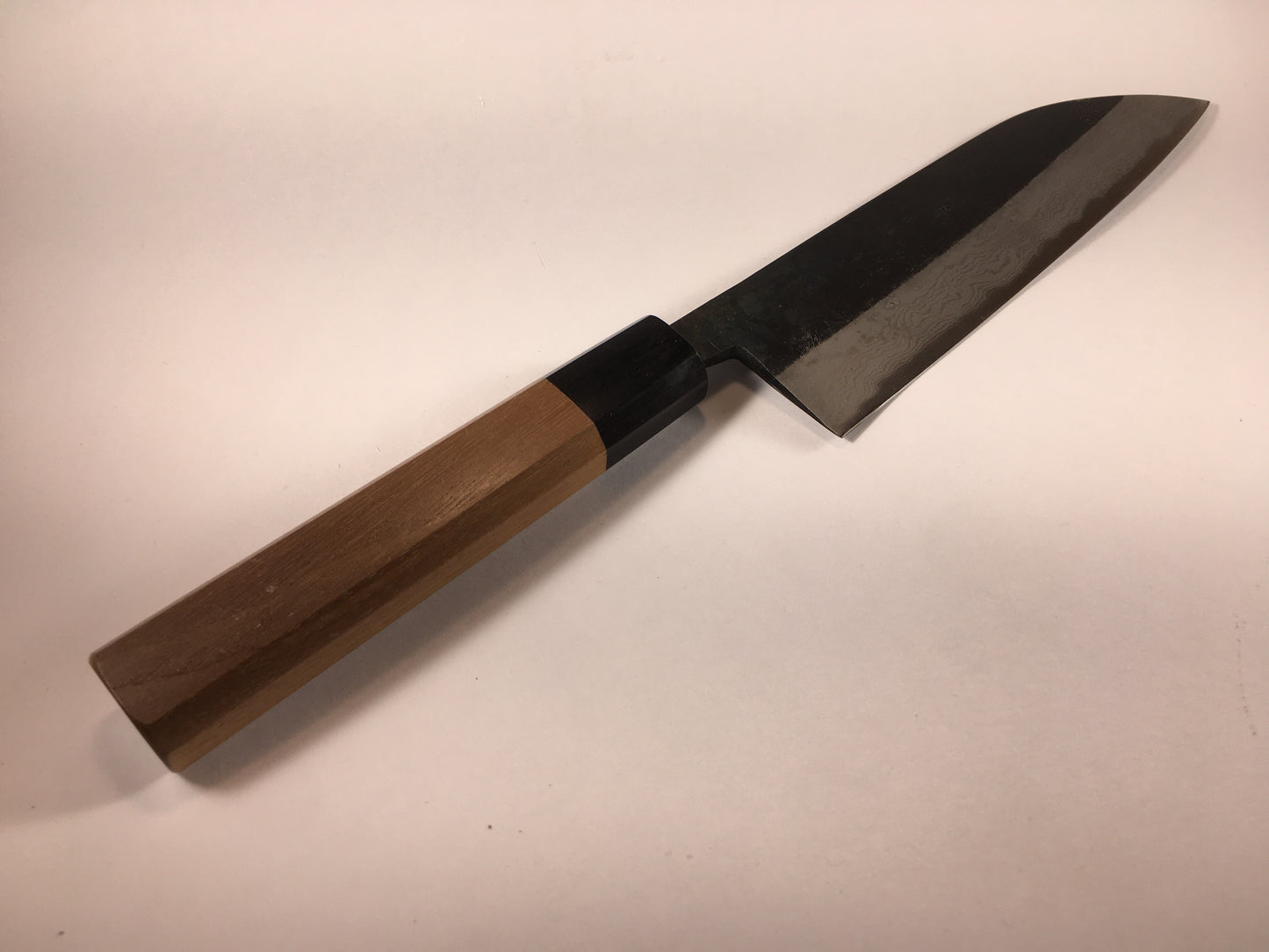 Santoku damassé Kurouchi Kaji 165 mm