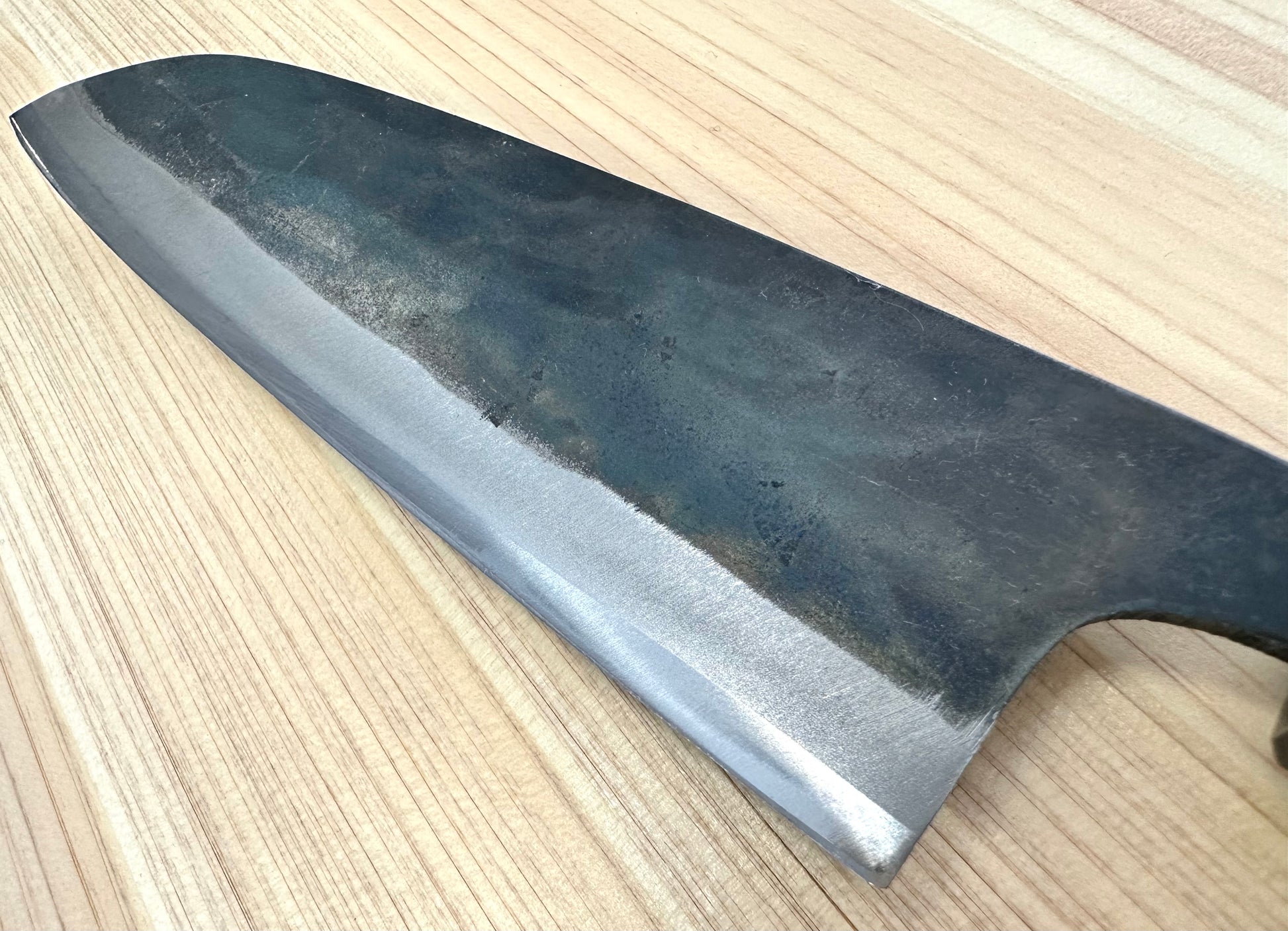 Santoku Shirogami Kurouchi Tosa 180mm