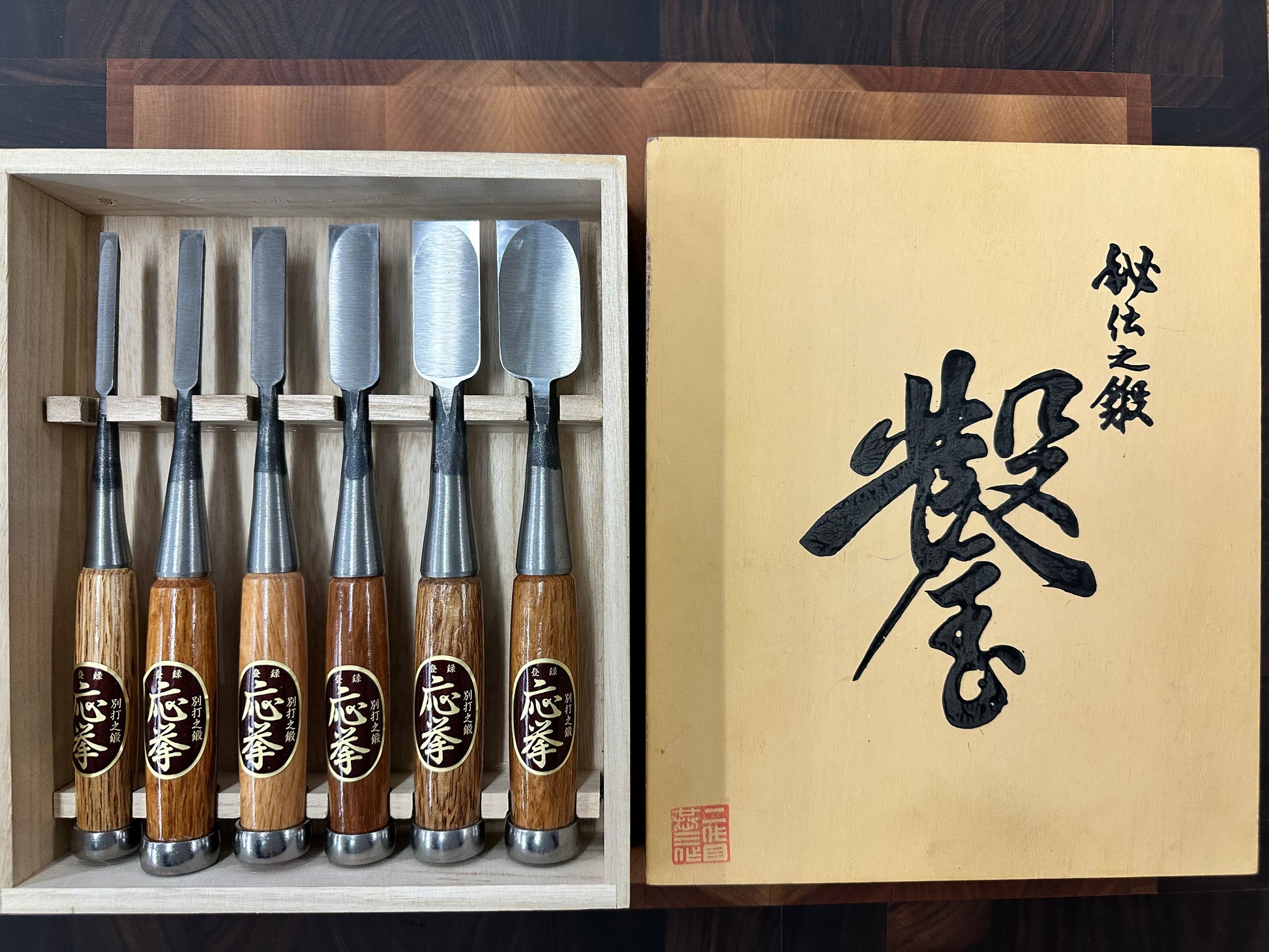 Coffret de 6 Ciseaux à bois Fujikawa Oiire Nomi SKU F891189c