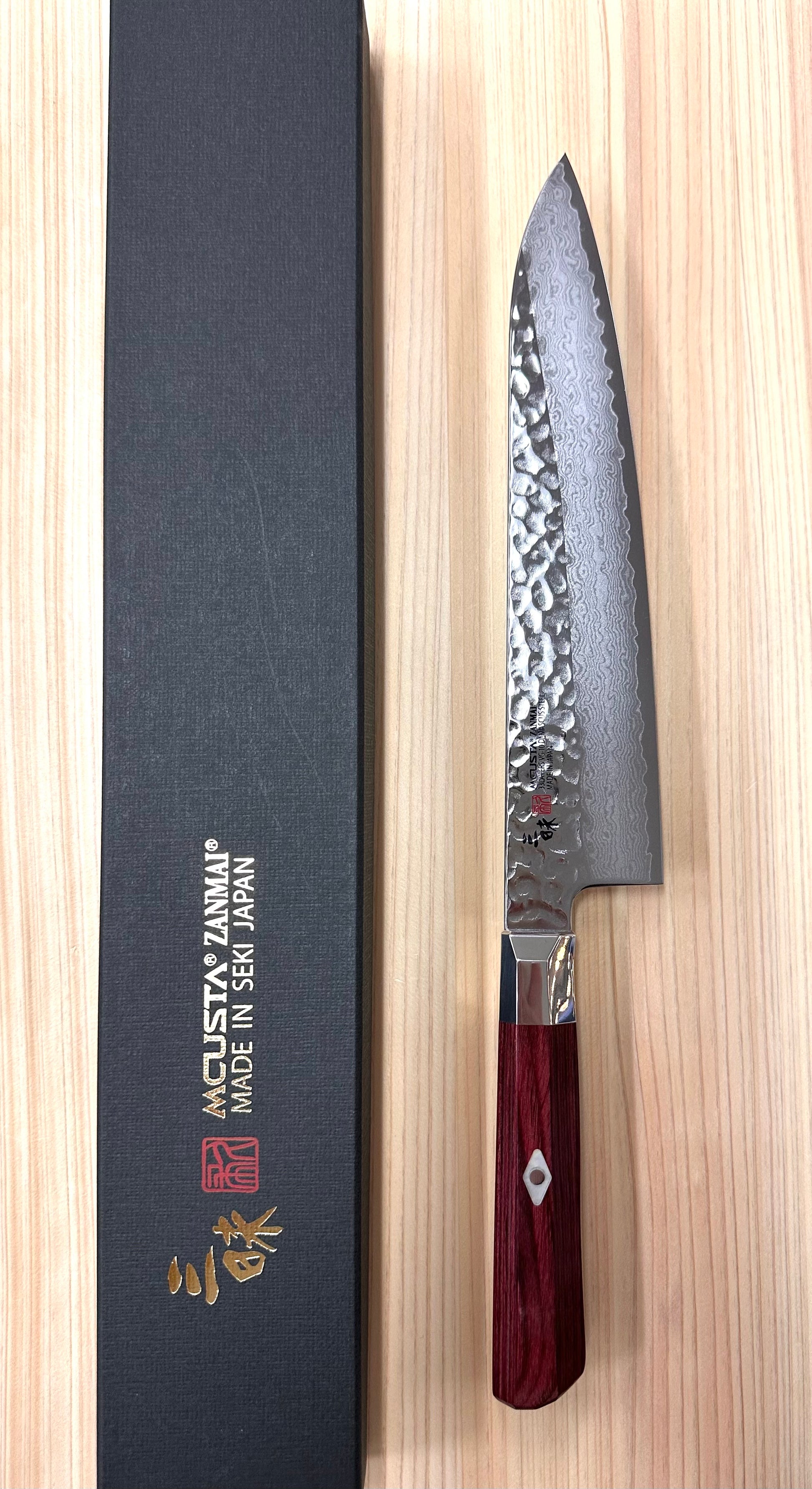 Gyuto VG10 Supreme Hammered Mcusta 210mm SKU TZ2-4005dh