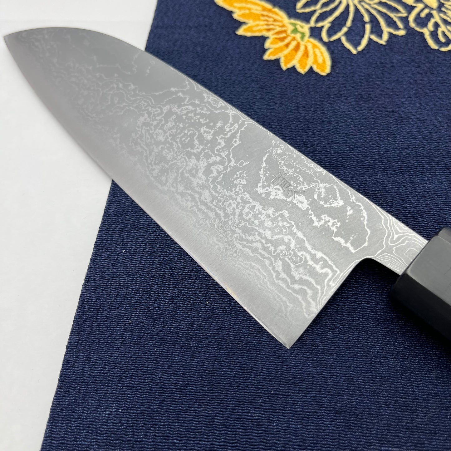 Santoku Aogami #2 Damascus Migaki 165mm