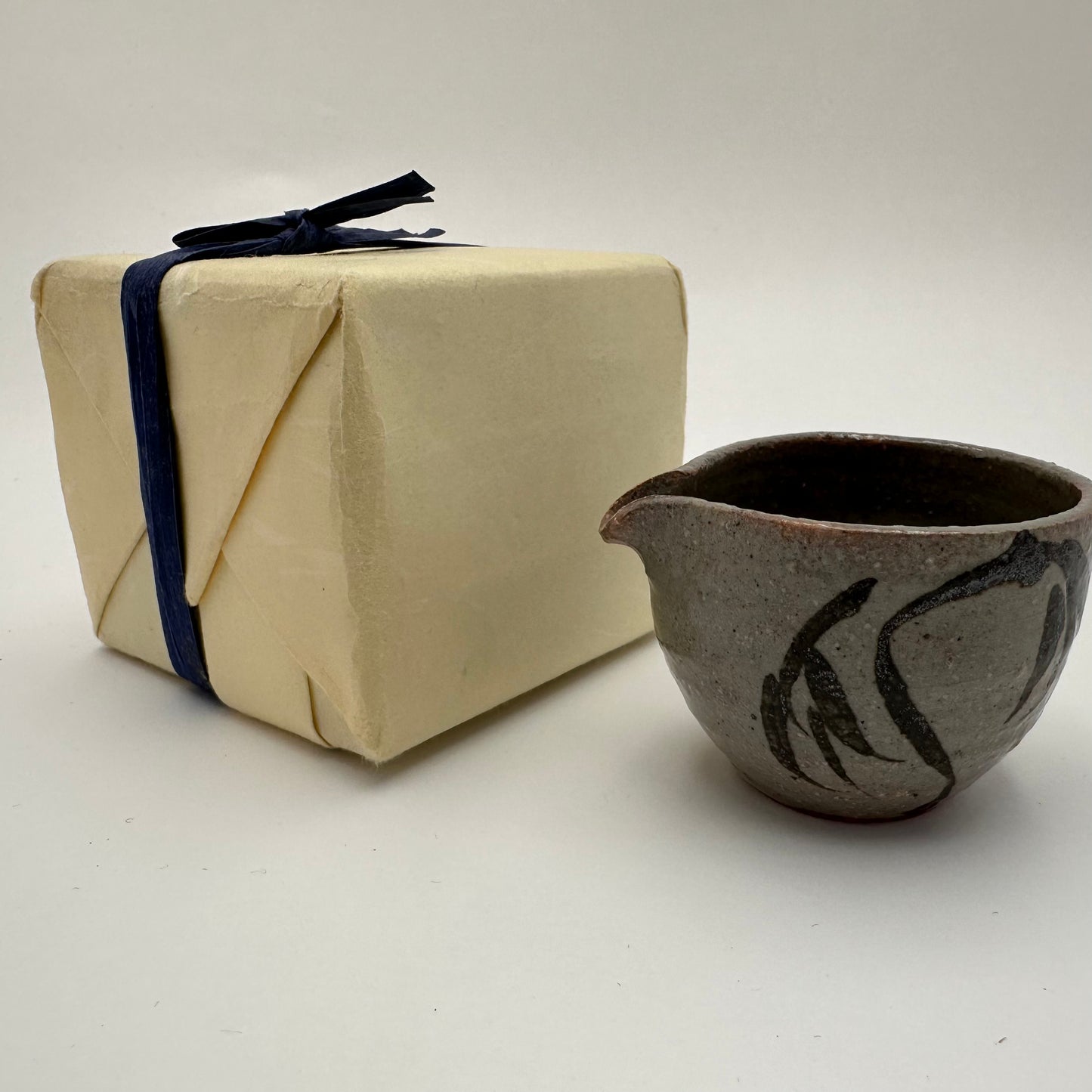 Pichet à saké en céramique Tanba