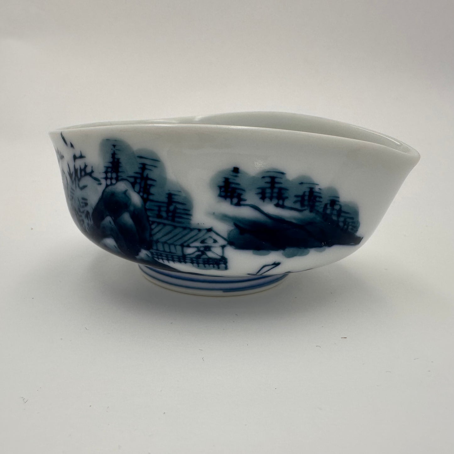 Pichet à sauce et vinaigrette Arita en porcelaine