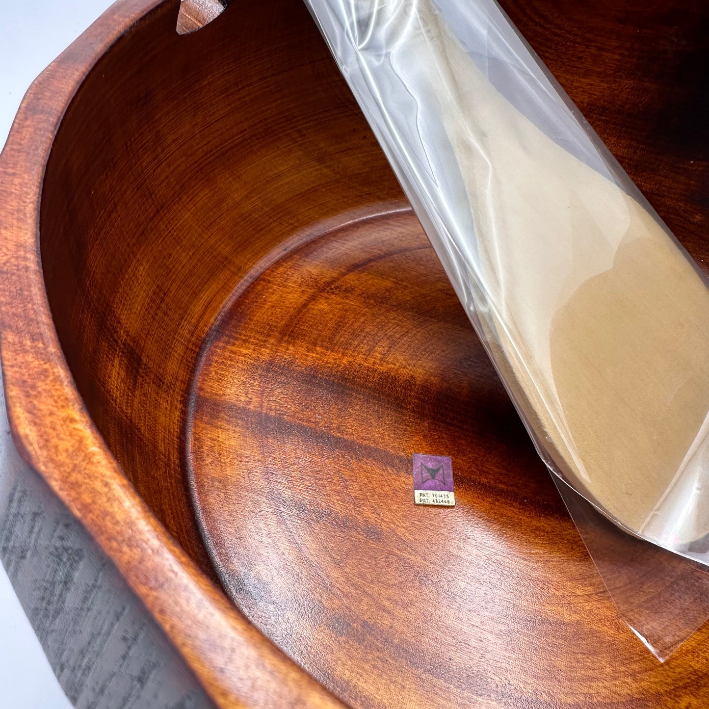 Bol à riz et spatule à riz en bois laqué