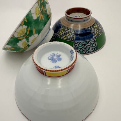 Ensemble de trois bols à riz japonais en porcelaine Arita