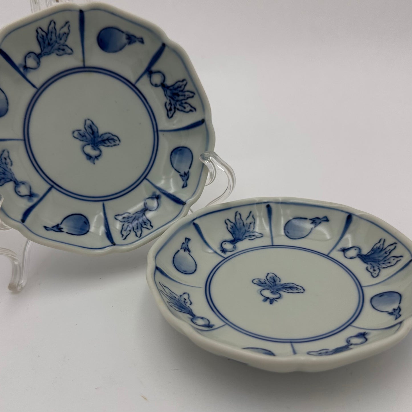 Ensemble de 2 petites assiettes Arita en porcelaine bleu et blanc