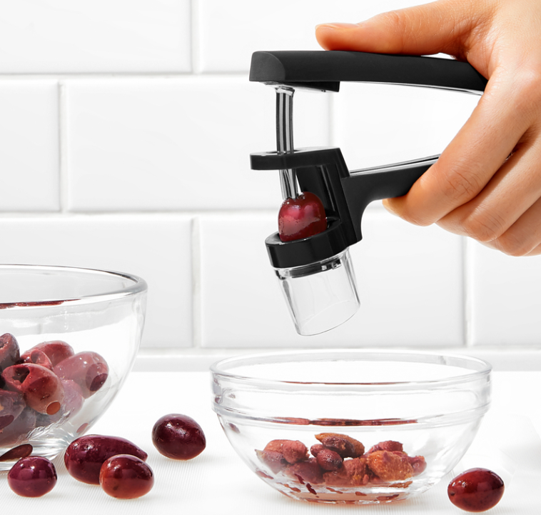 Dénoyauteur (olives et cerises) Oxo