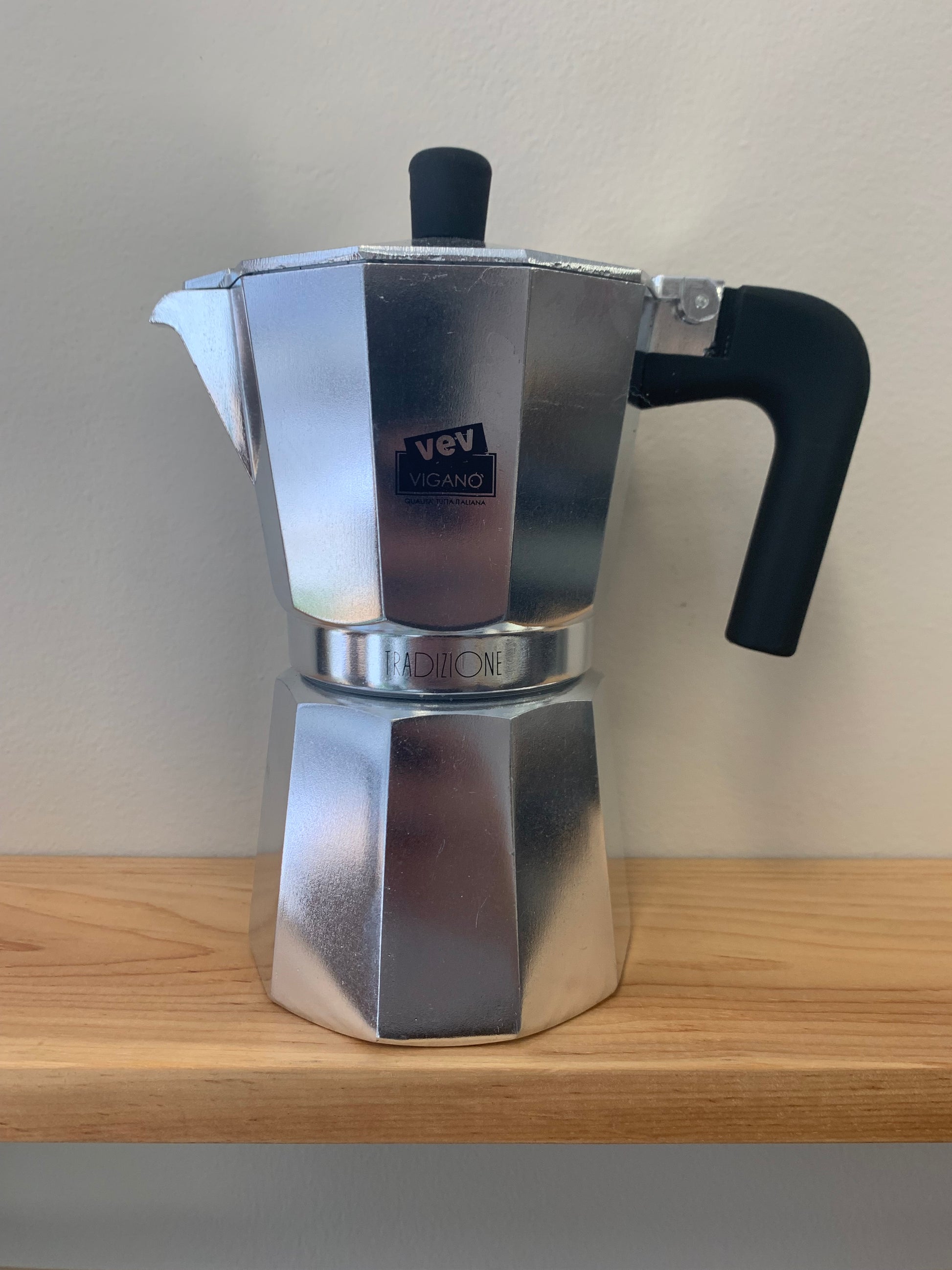 Cafetière à pression aluminium 12 tasses VEV SKU Kc1200